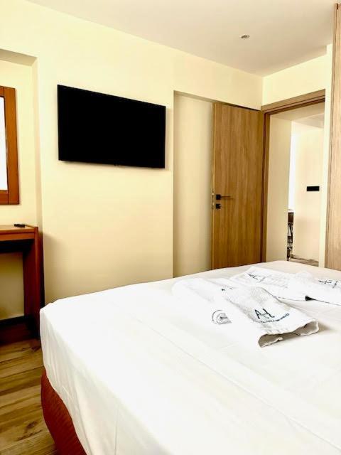 Amaryllis Aparthotel Platanias  Bagian luar foto