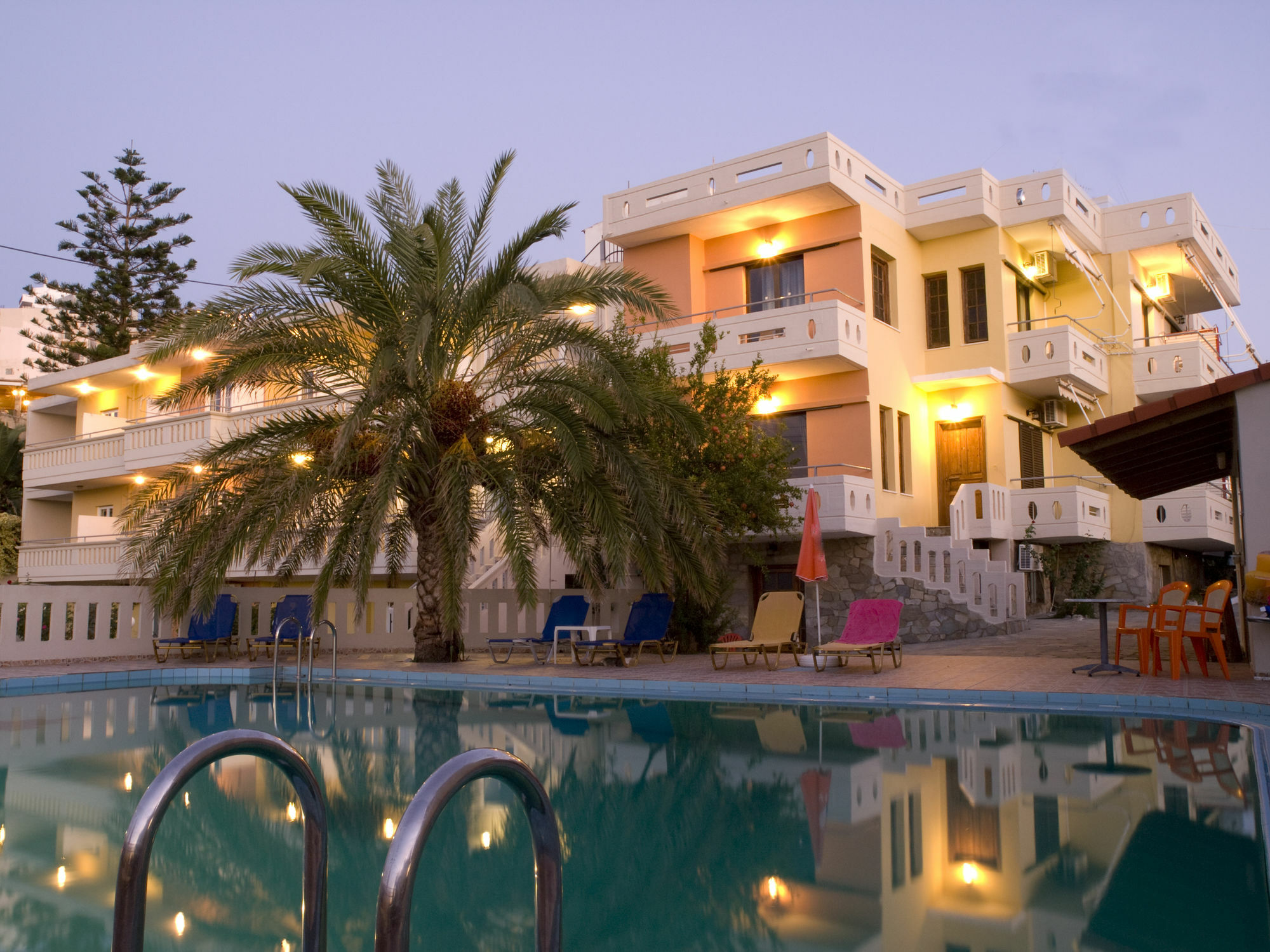 Amaryllis Aparthotel Platanias  Bagian luar foto